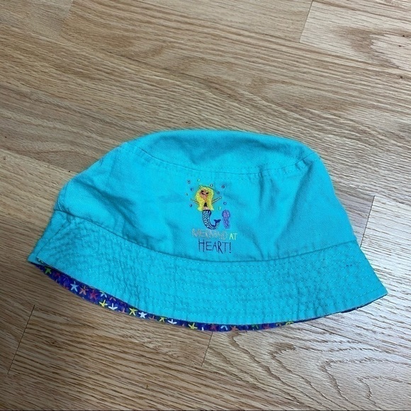 Mermaid at Heart Bucket Hat Blue Sz 4-6x Girls - Picture 2 of 5